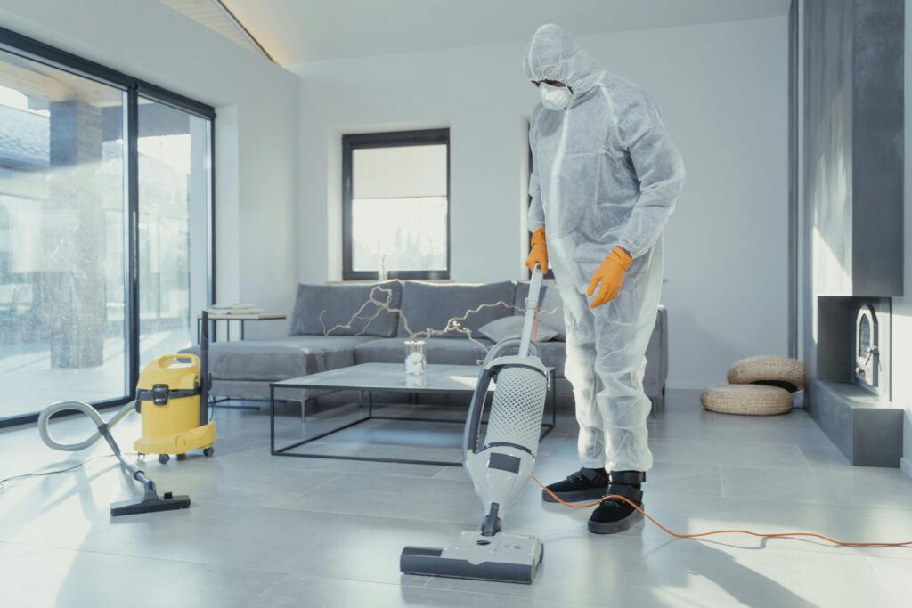 floor washing 2 scaled